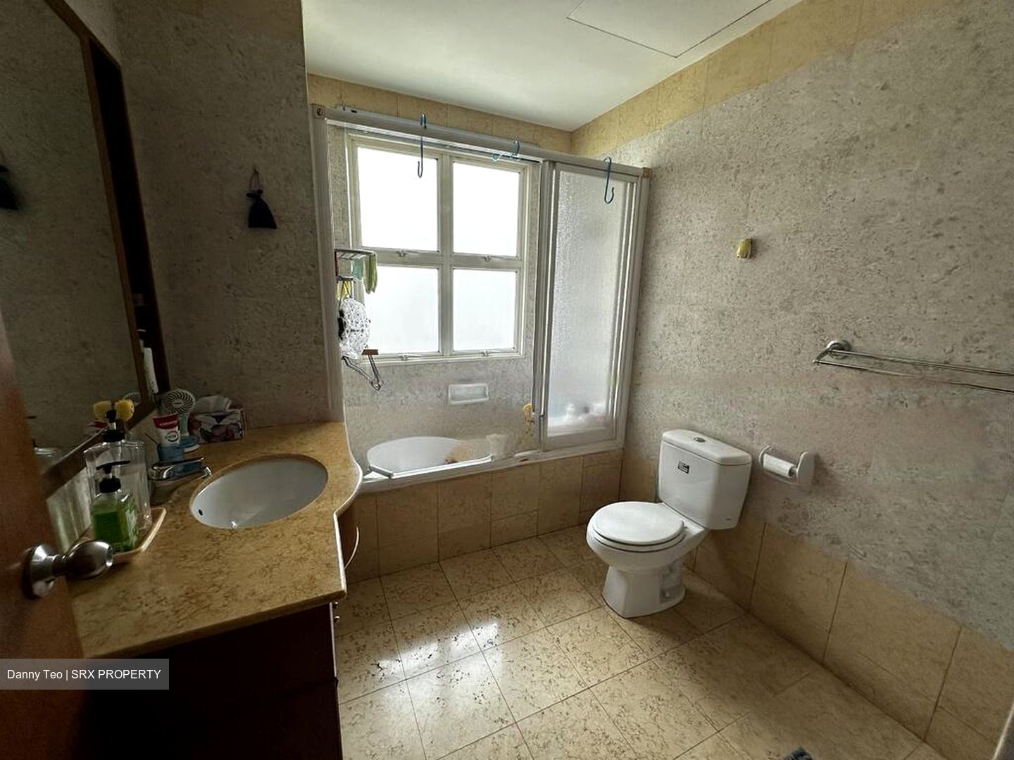 Horizon Green (D20), Terrace #456071011